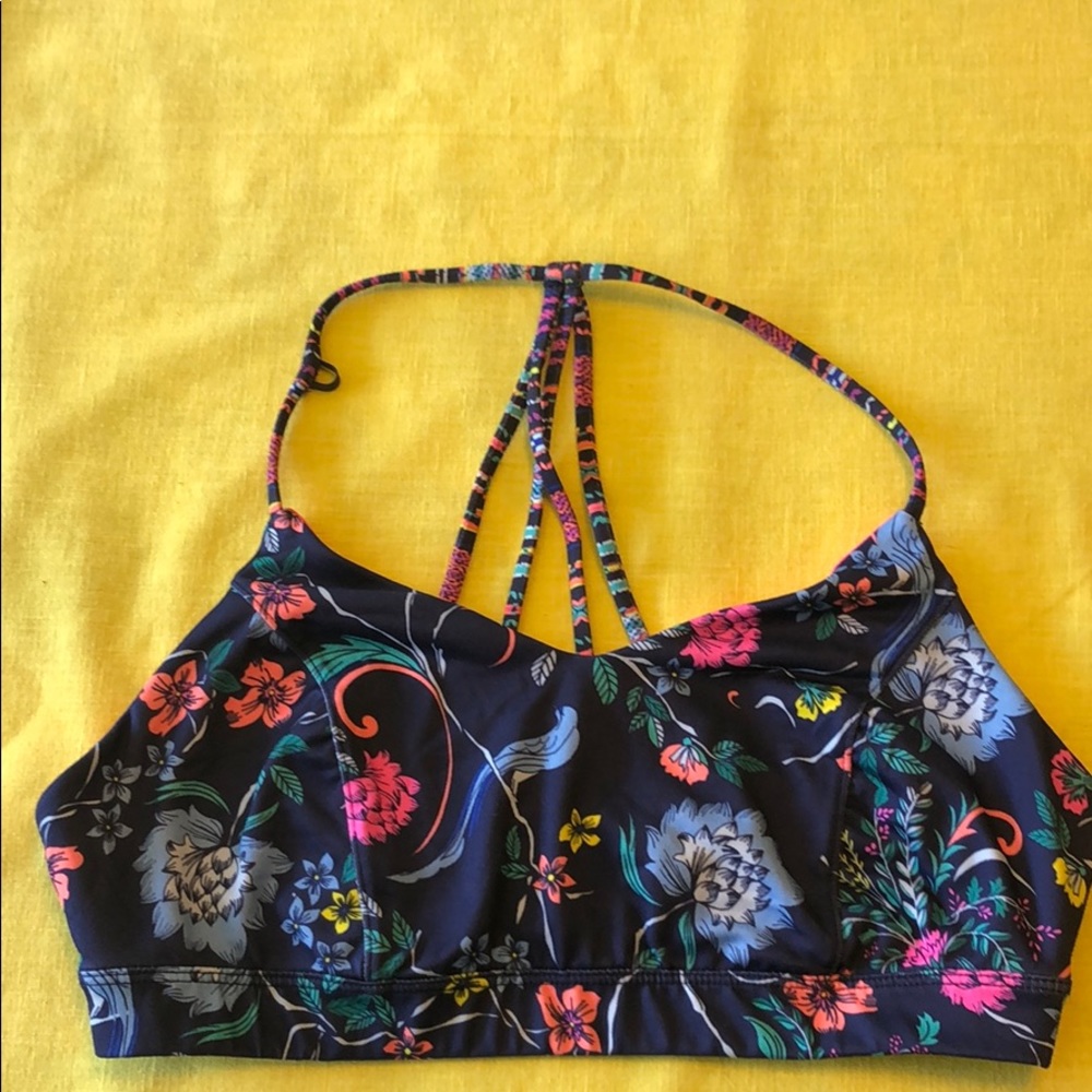 Old Navy Active Sports Bra-Navy tropical print